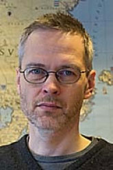 Jens Ljunggren är professor i historia vid Stockholms universitet och leder forskningsområdet idrottshistoria vid Historiska institutionen.