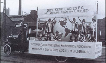 (Re)covering sporting women in history