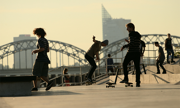 Journal of Sport & Social Issues, Vol. 43, 2019, No. 2