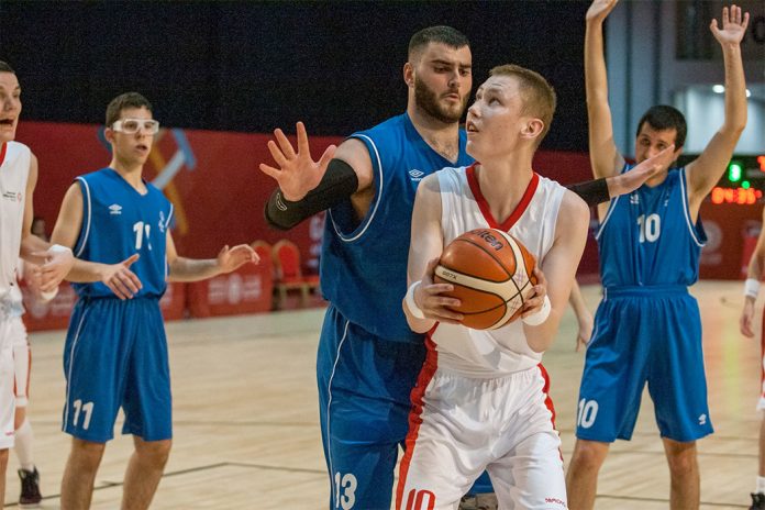 Journal of Sports Sciences, Volume 39, 2021, Issue 4
