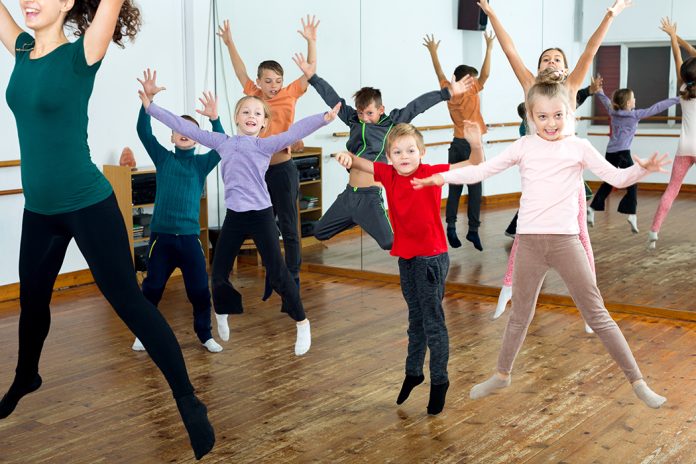 Should dance at school be on the schedule in primary school?