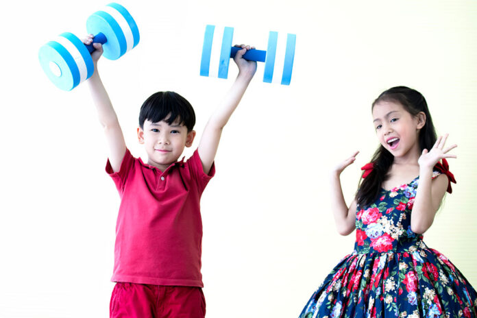 A Critical Analysis of Gender and Body Ideals in Images in Physical Education and Health Textbooks